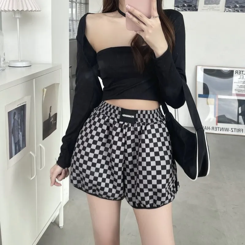 Casual Loose Fit Cotton Plaid Wide-Leg Black And White Shorts