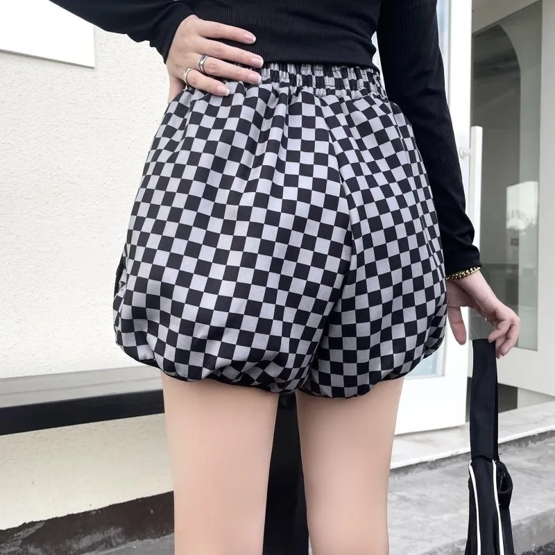 Casual Loose Fit Cotton Plaid Wide-Leg Black And White Shorts