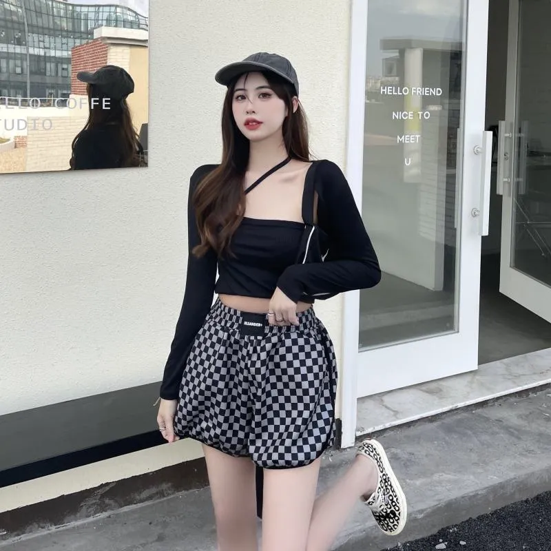 Casual Loose Fit Cotton Plaid Wide-Leg Black And White Shorts