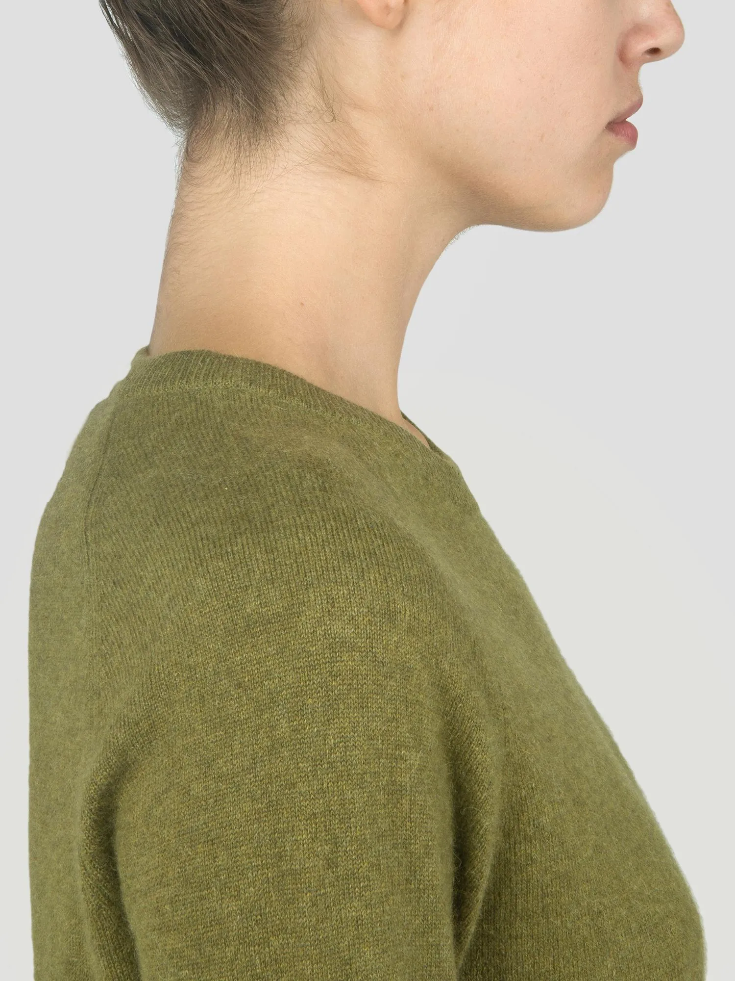 Classic Crew Neck Sweater_Olive