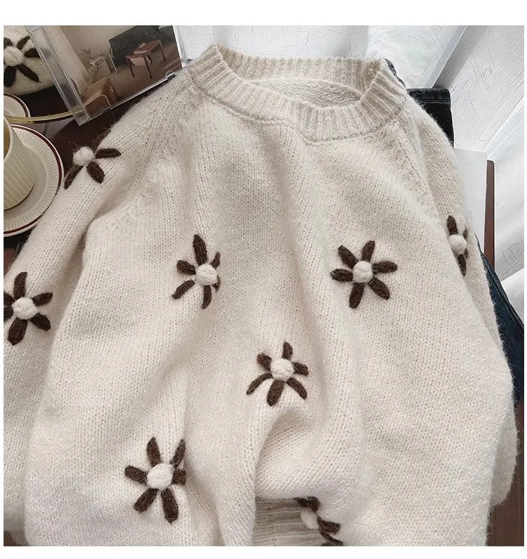 embroidered round neck sweater for women        S4825