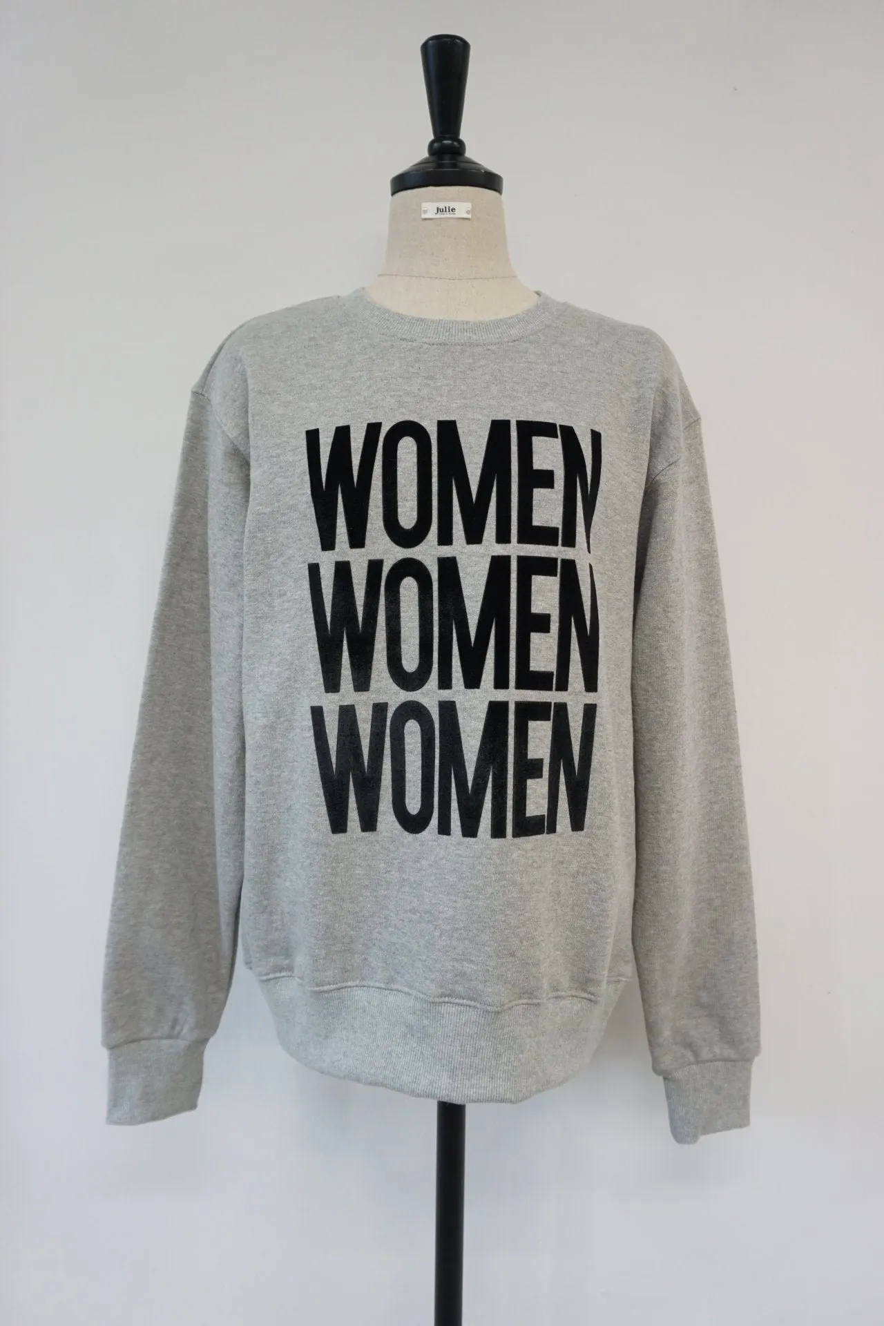 PRINTED WOMEN SWEATSHIRT