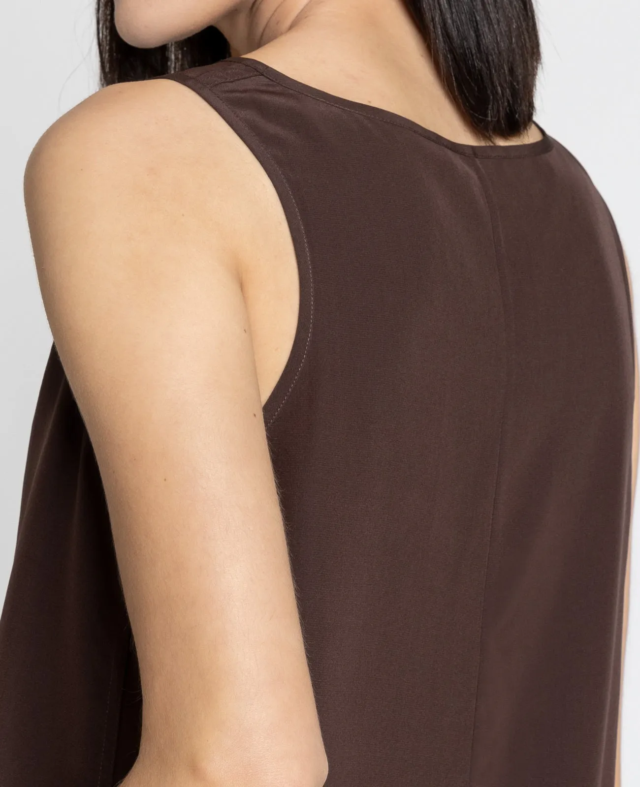 Silk Signature Scoop Neck Tank