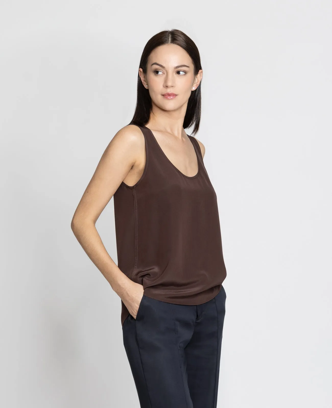 Silk Signature Scoop Neck Tank