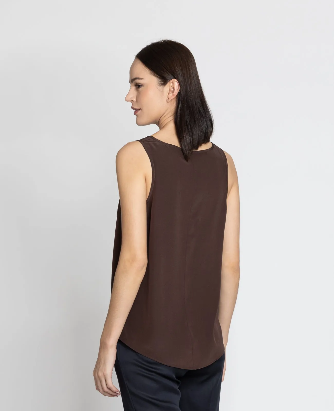 Silk Signature Scoop Neck Tank