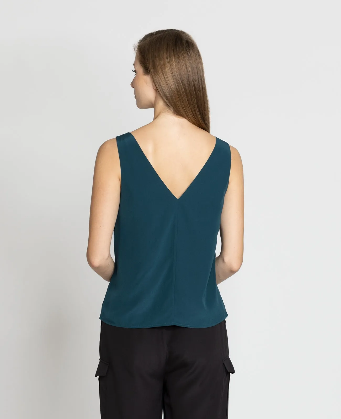 Silk Signature V-neck Tank