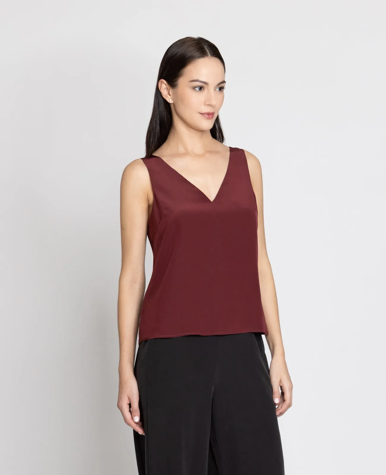 Silk Signature V-neck Tank