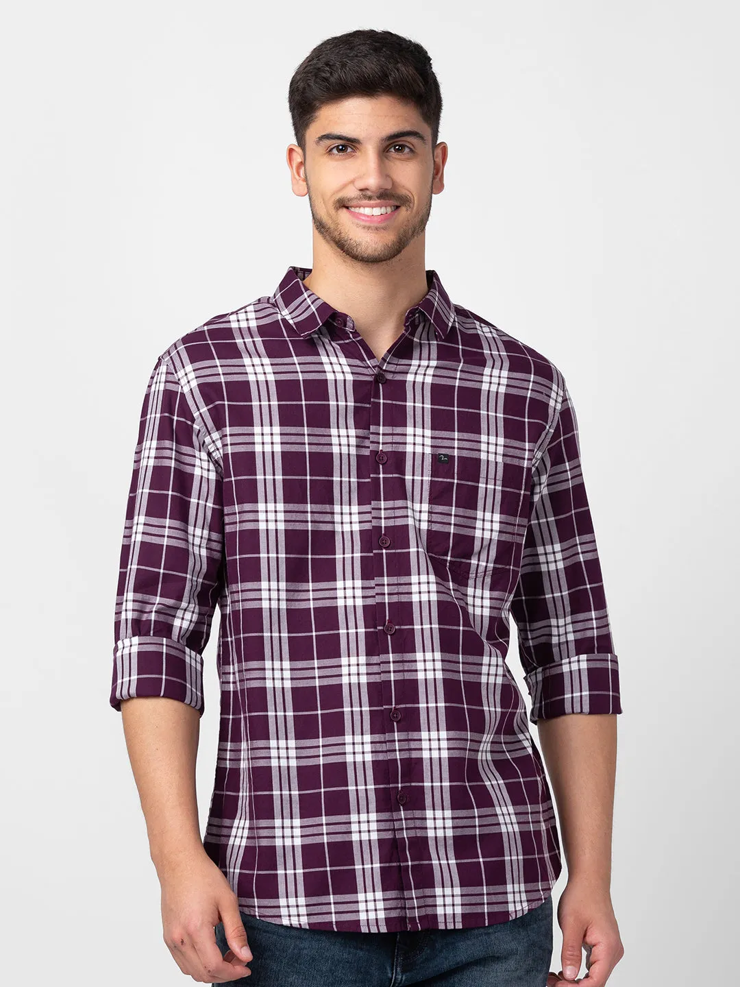 Spykar Men Plum Red Cotton Slim Fit Checkered Shirt