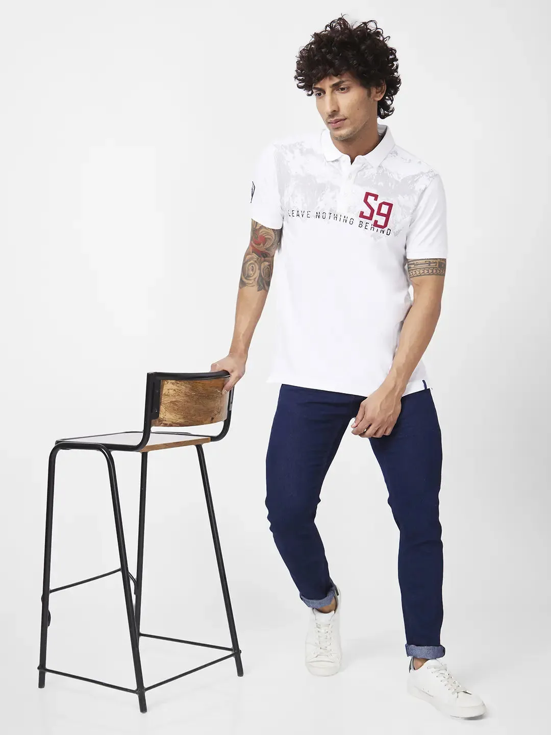 Spykar Men White Blended Slim Fit Half Sleeve Polo Neck Printed Tshirt