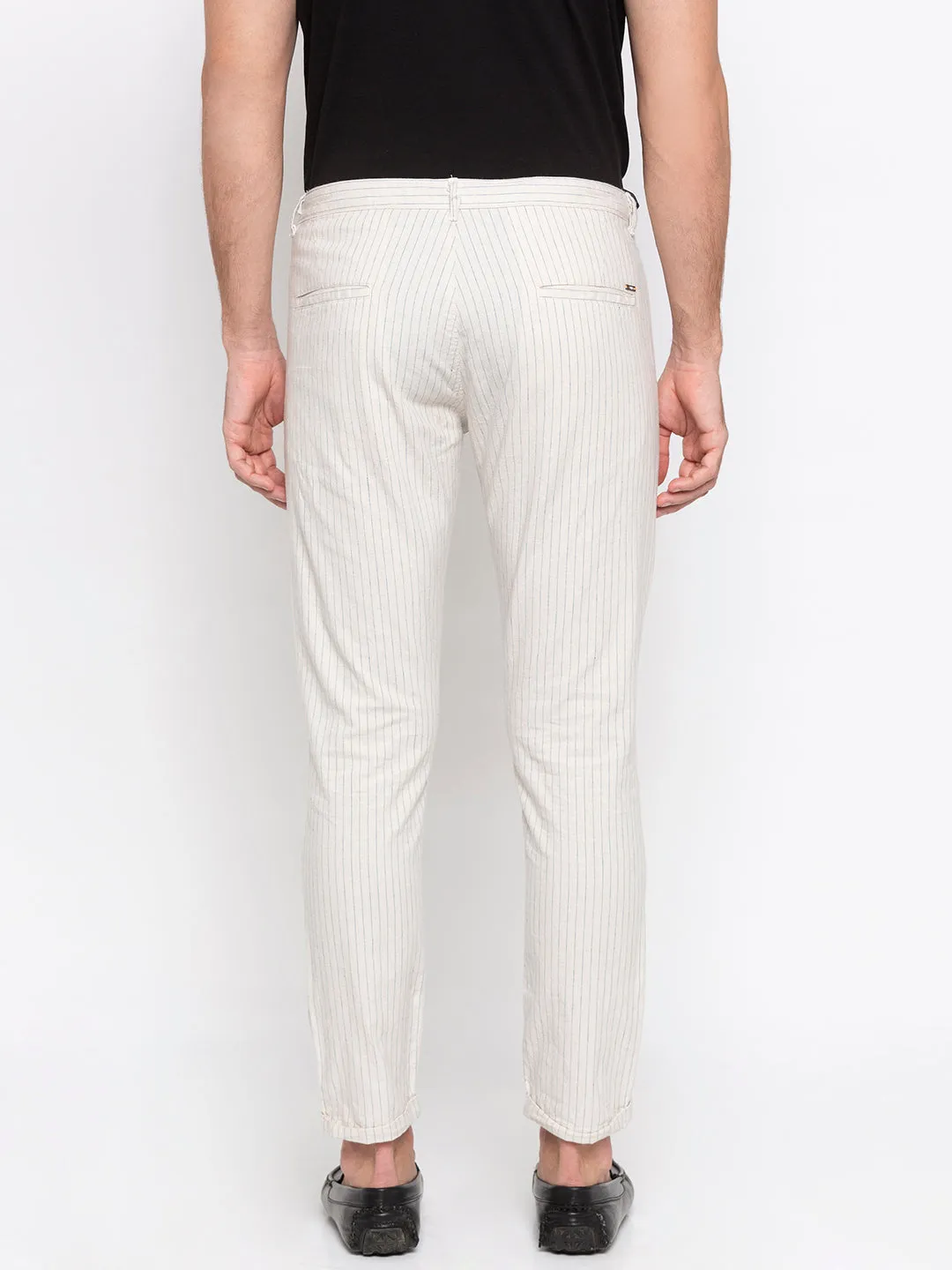 Spykar Men White Cotton Slim Fit Casual Trousers