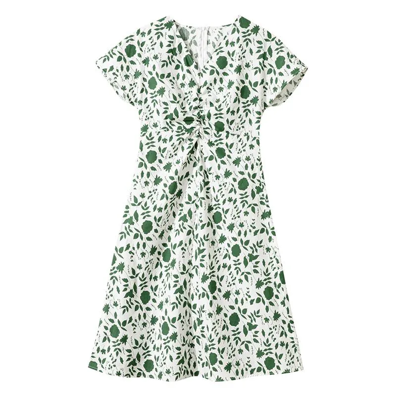 V-Neck Waist Cinching Slimming Cinched Waist Floral Print Dress