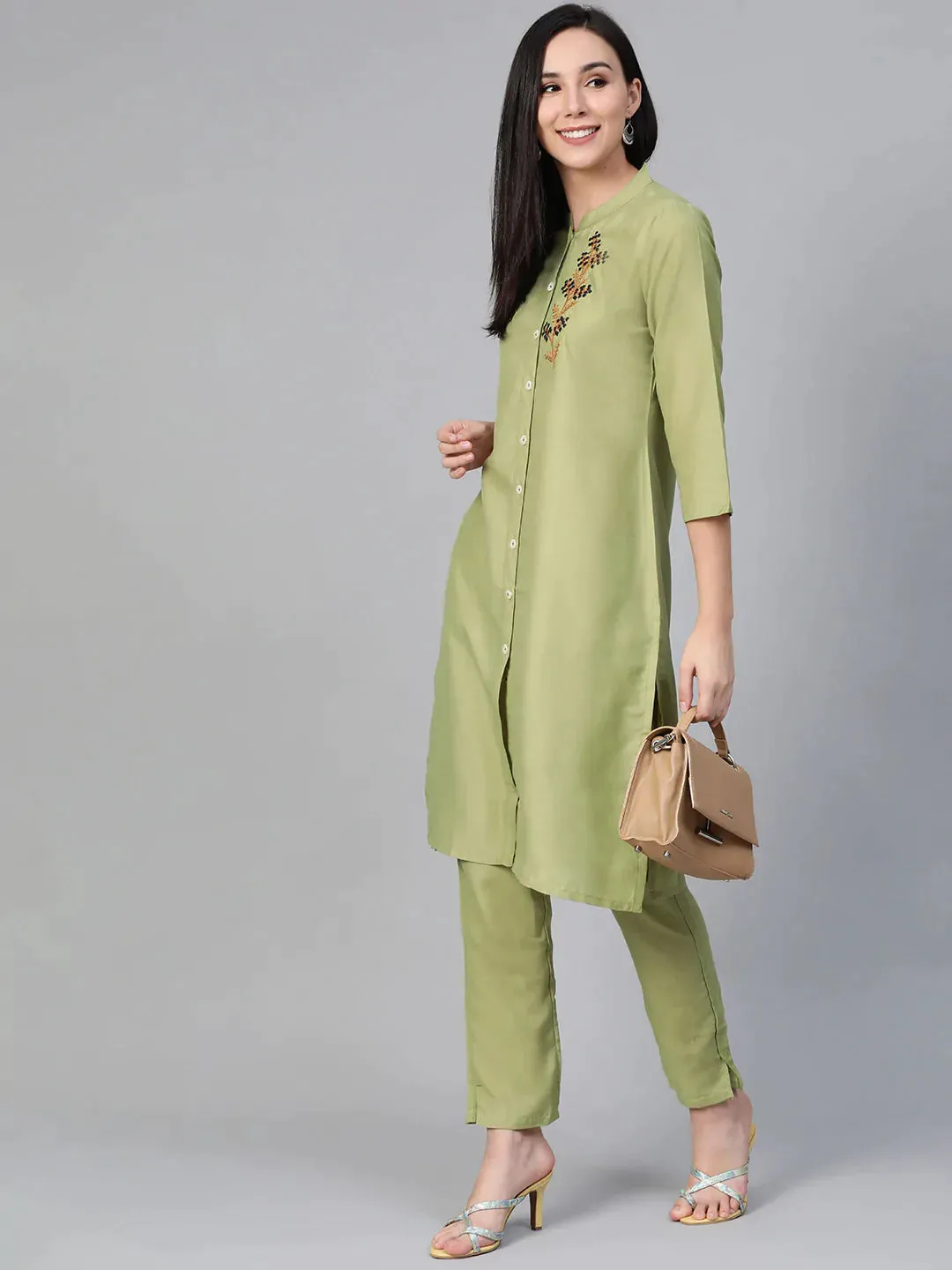 Women Green Embroidered Detail Kurta With Trousers