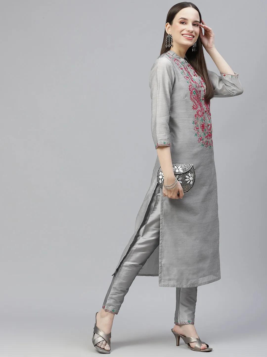 Women Grey & Pink Ethnic Yoke Design Regular Aari Work Kurta With Trousers