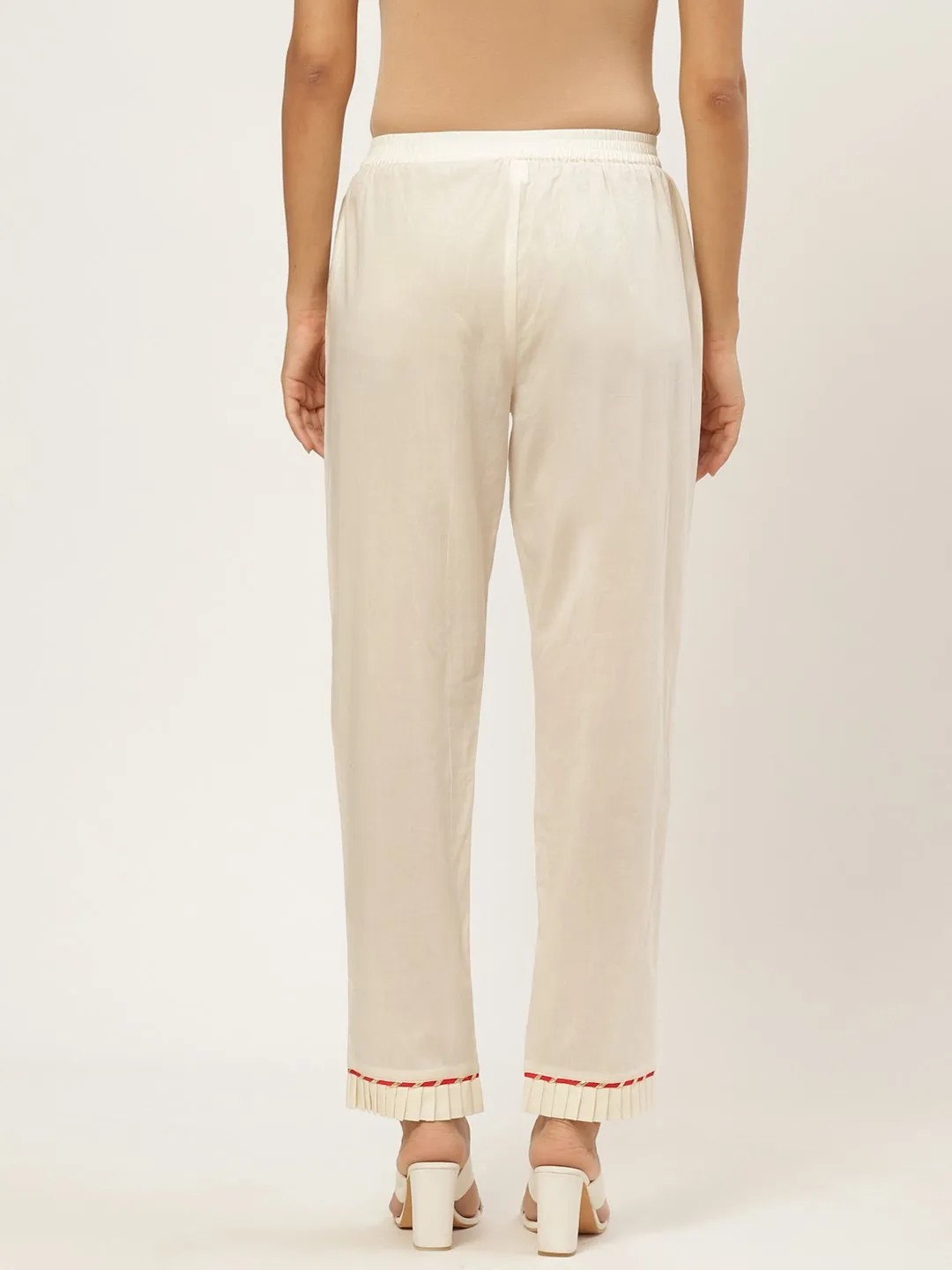 Women Off White Solid Trouser